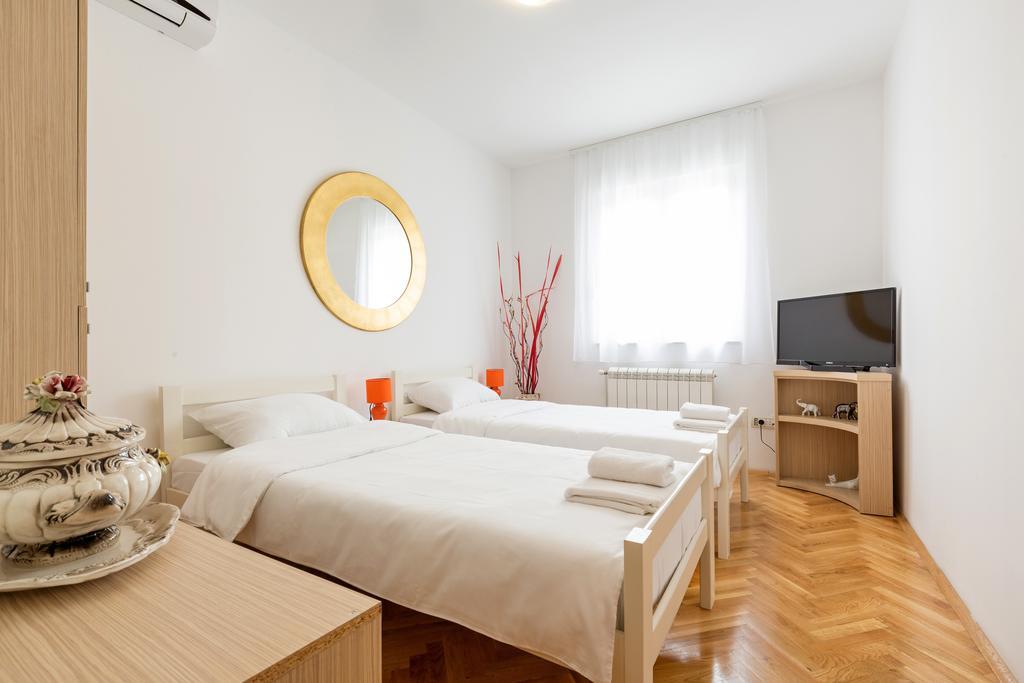 Dolce Vita Luxury Suites Belgrade Extérieur photo